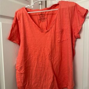 Torrid classic fit Vneck tee size 3